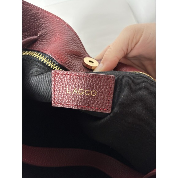 LAGGO burgundy‎ pebbled leather Drawstring Sholder Bag Boho magnetic closure - Picture 5 of 11